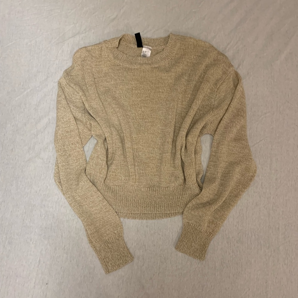 Women’s H&M beige color sweater size XS